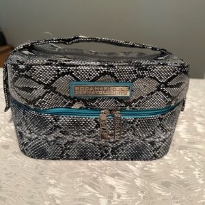 Rodan + Fields Makeup Bag